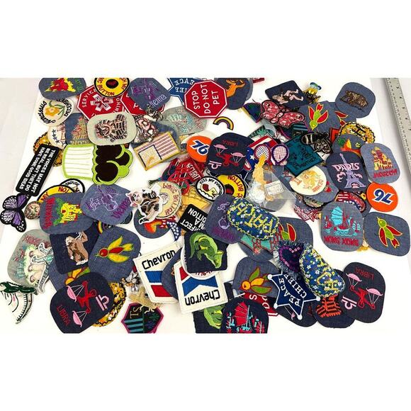 150 PC Assorted Sewing Applique Patches Iron on Sew On NEW Mixed Sequin Crafting - Picture 1 of 16